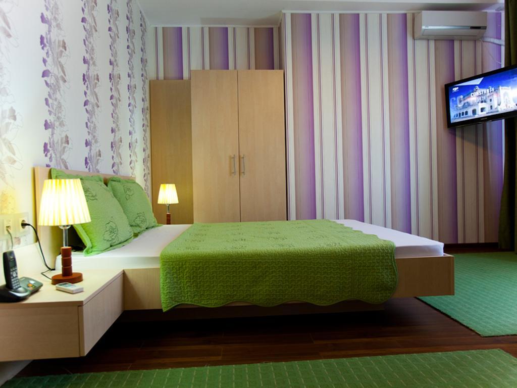 Hotel La Gil Bucharest Exterior photo