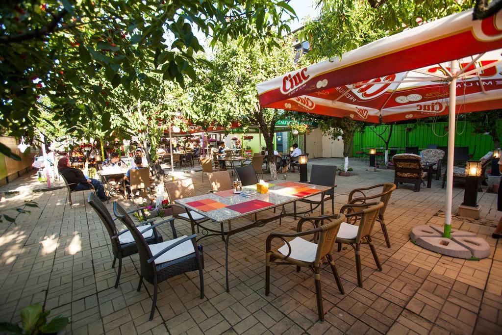 Hotel La Gil Bucharest Exterior photo